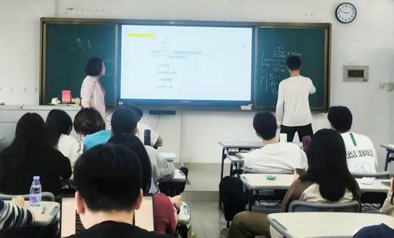 说明: 10b792826a72f2c0573a483457ba6633